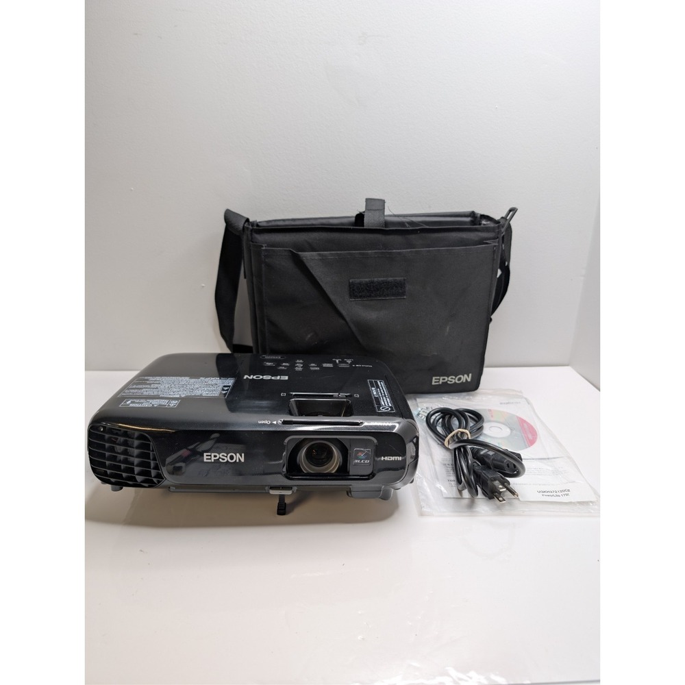 Epson EX5220 H551A 3LCD XGA 3000 Lumens Projector Case & Manuals Tested Working